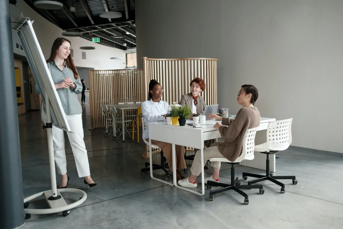 Women in a meeting in the office